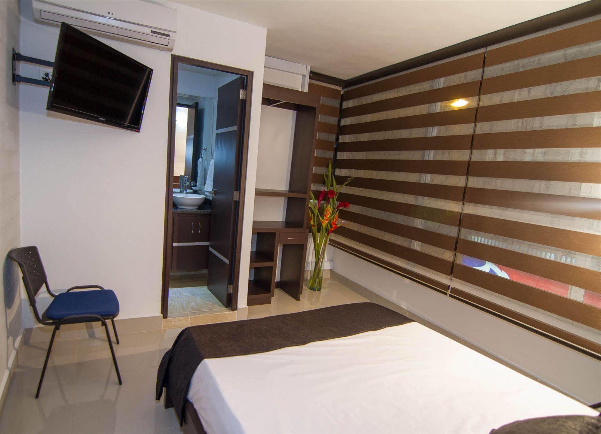 Ayenda 1254 Mi Colombia Hotel Medellín Kültér fotó